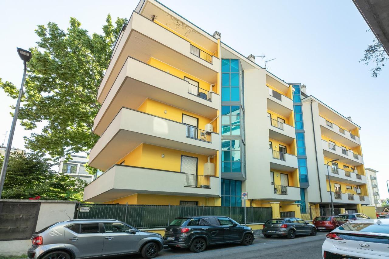 Ferienwohnung Alessia'S Flat - Affori Mailand Exterior foto